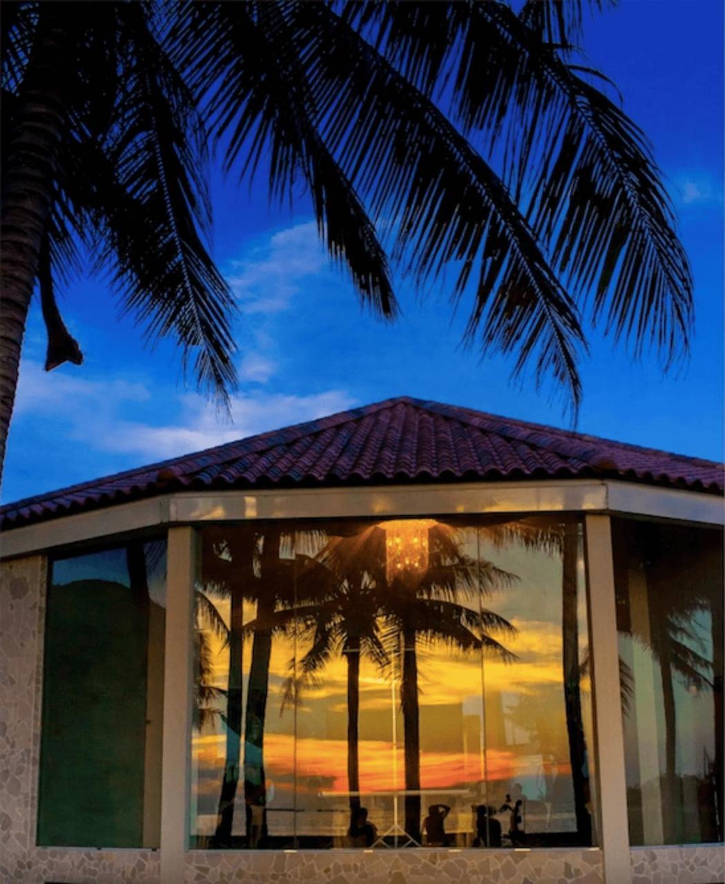 Sunset Beach Resort كاوشيونغ المظهر الخارجي الصورة